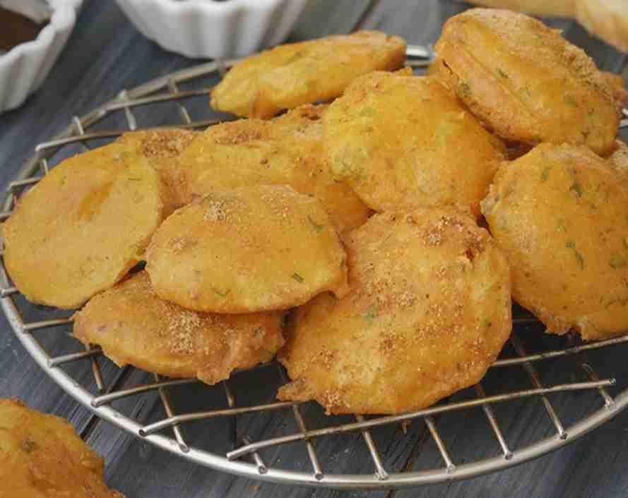 आलू पकोड़ा