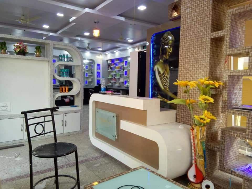 Looks Men's Parlour - Profile Image