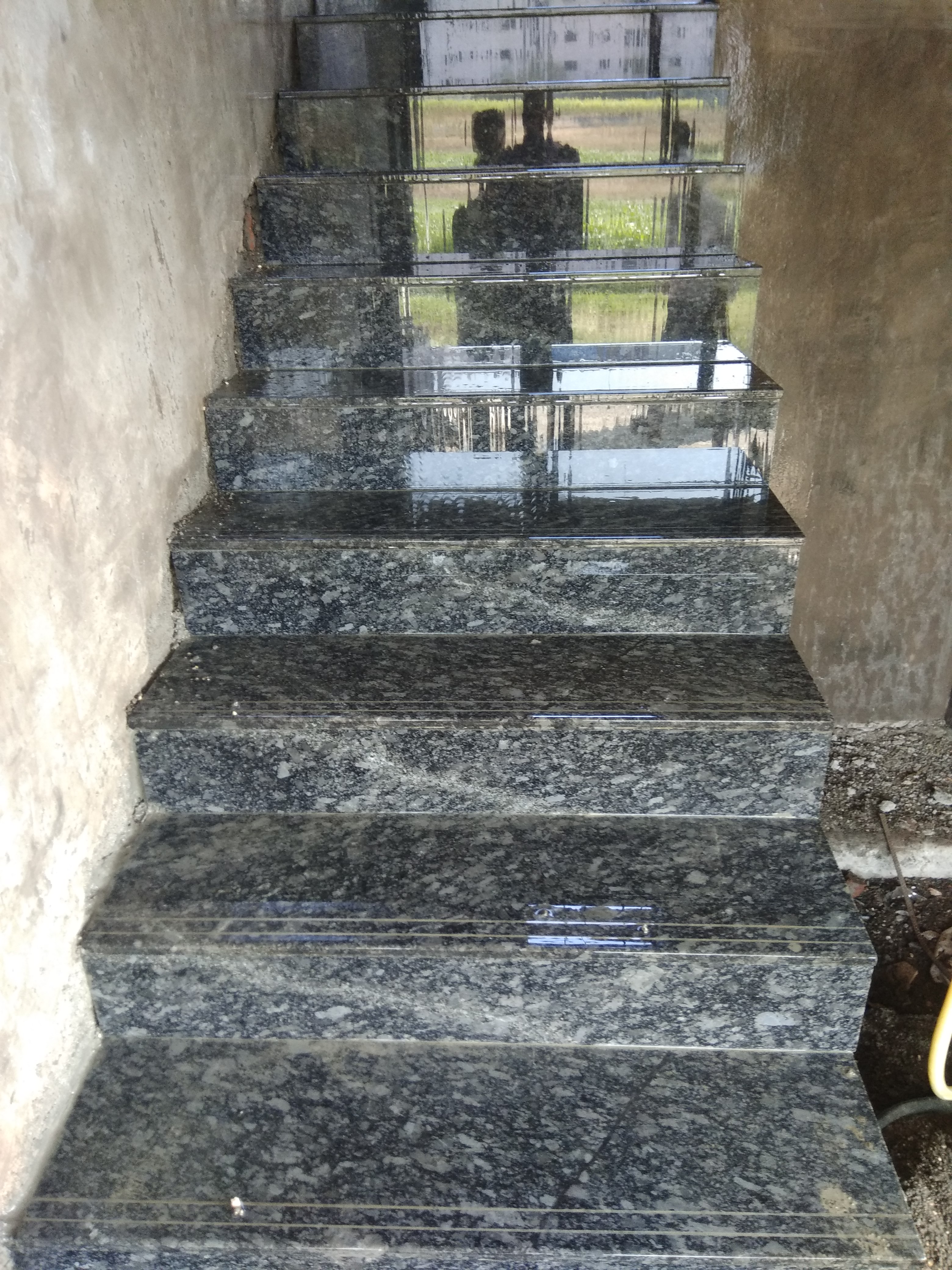 Tiles, Granites, marbles (Fitting work) - Profile Image